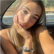 Diplomata in relazione internazionale e marketing: offre ripetizioni di inglese